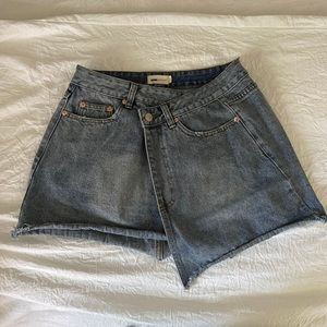 Fashion Nova denim skirt